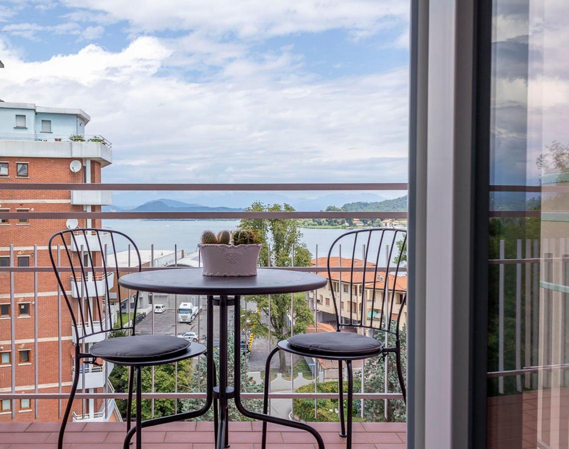 La Terrazza Apartment Castelletto sopra Ticino Luaran gambar